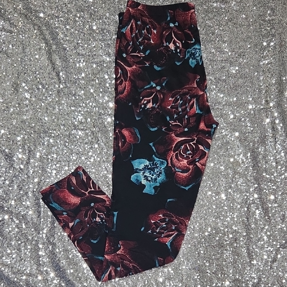 Leggings Depot Floral Black and Burgundy Leggings